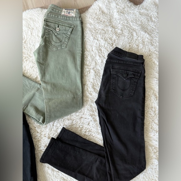 True religion bundle of 4 size 28 - Picture 3 of 8